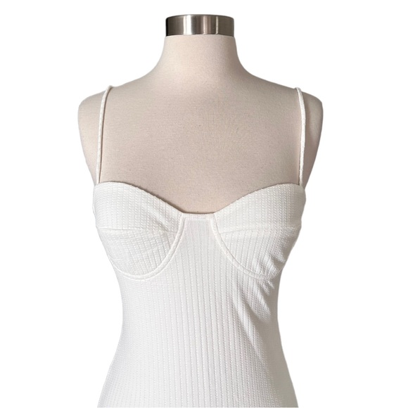 Princess Polly Belladonna Maxi Dress White 4 - Picture 3 of 5